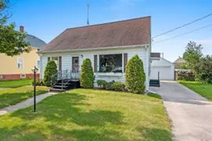 1029 24th St, Two Rivers, WI 54241 - Photo 1