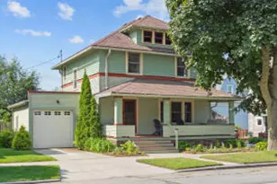 327 Ontario Ave, Sheboygan, WI 53081 - Photo 1