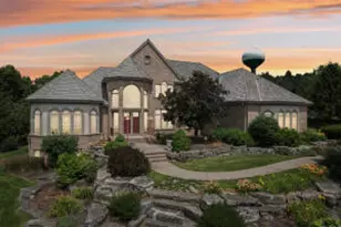 1012 N Bluespruce Circle, Hartland, WI 53029 - Photo 1