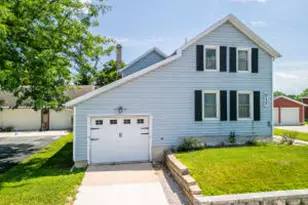 217 Juneau St, Horicon, WI 53032 - Photo 1