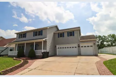 8625  Majestic Hills Dr, Sturtevant, WI 53177 - Photo 1