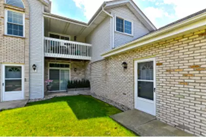 9101 S Aspen Dr, Oak Creek, WI 53154 - Photo 1