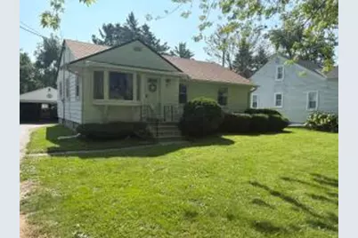 8862 S Chicago Rd, Oak Creek, WI 53154 - Photo 1