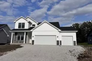 333 Kiddle Ln, Racine, WI 53182 - Photo 1