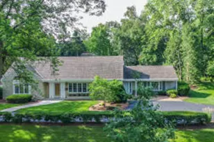 905 W Larabee St, Port Washington, WI 53074 - Photo 1