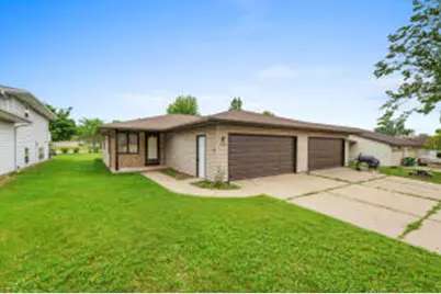 2533  Sun Ter #2535, Green Bay, WI 54311 - Photo 1