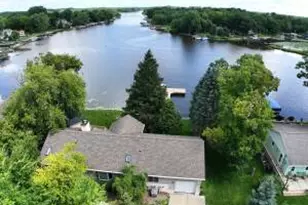 4605 Riverside Rd, Racine, WI 53185 - Photo 1