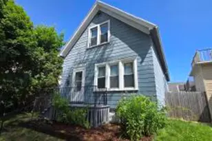 708 E Locust St, Milwaukee, WI 53212 - Photo 1