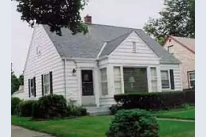 4201 W Ruby Ave, Milwaukee, WI 53209 - Photo 1