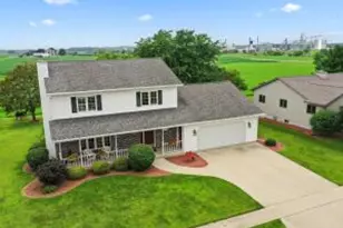 420 Johnson St, Valders, WI 54245 - Photo 1