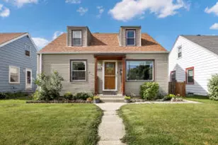 8512 W Townsend St, Milwaukee, WI 53222 - Photo 1