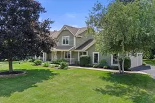 W302N6693 Lillian Dr, Merton, WI 53029 - Photo 1