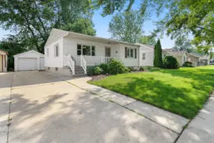 548 E 9th St, Fond du Lac, WI 54935 - Photo 1