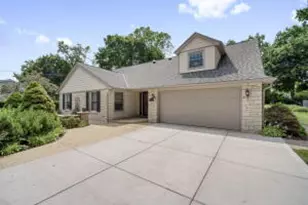 1235 Fairhaven Blvd, Elm Grove, WI 53122 - Photo 1