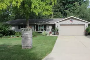 21505 Greendale Dr, Brookfield, WI 53186 - Photo 1