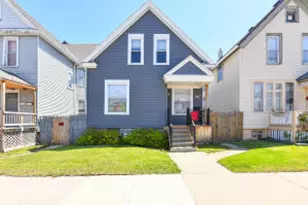 2748 N Holton St, Milwaukee, WI 53212 - Photo 1