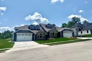 3533 Hawthorn Hill Dr, Waukesha, WI 53189 - Photo 1