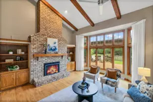 10555 N Haddonstone Pl, Mequon, WI 53092 - Photo 1