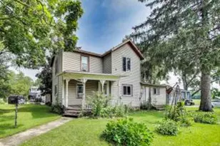 822 8th Ave, Racine, WI 53182 - Photo 1