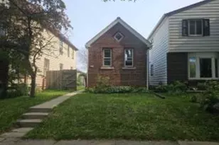 3914 E Squire Ave, Cudahy, WI 53110 - Photo 1