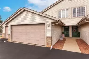 883 E Loos St, Hartford, WI 53027 - Photo 1