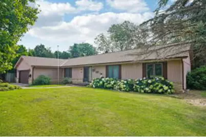 935  Old Tower Rd, Oconomowoc, WI 53066 - Photo 1