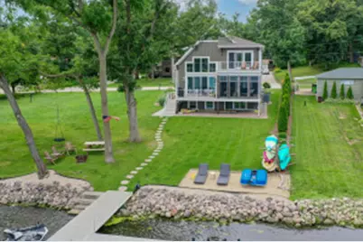 6507  Riverside Rd, Racine, WI 53185 - Photo 1