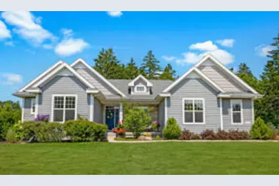 10770 N Firefly Ct, Mequon, WI 53097 - Photo 1