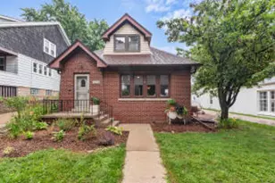 2124 N 84th St, Wauwatosa, WI 53226 - Photo 1