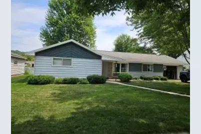 532  11th Ave, Onalaska, WI 54650 - Photo 1