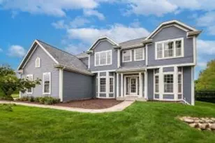 W351N5949 Westshore Ct, Oconomowoc, WI 53066 - Photo 1