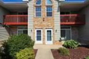 6198 S Creekside Dr, Cudahy, WI 53110 - Photo 1