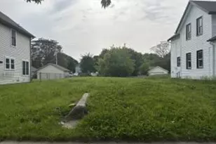 1621 N 14th St, Milwaukee, WI 53205 - Photo 1