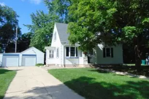 N85W16521 Mary Ct, Menomonee Falls, WI 53051 - Photo 1