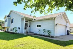 1922 Franklin St, Onalaska, WI 54650 - Photo 1