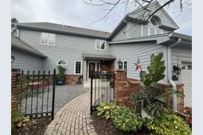 7418 W Morningside Ct, Franklin, WI 53132 - Photo 1