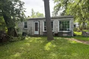 1534 Milwaukee St, Delafield, WI 53018 - Photo 1