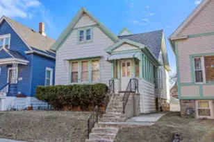 1522 S 32nd St, Milwaukee, WI 53215 - Photo 1