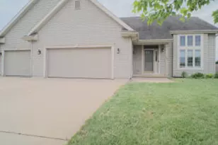 1405 Stoneridge Dr, Watertown, WI 53098 - Photo 1