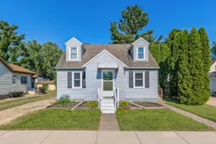 1114 Hollister Ave, Tomah, WI 54660 - Photo 1