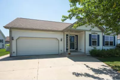 1315 E Pinecrest Ln, Elkhorn, WI 53121 - Photo 1