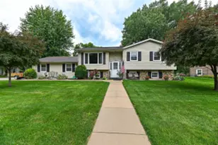 708 N Water St, Watertown, WI 53098 - Photo 1