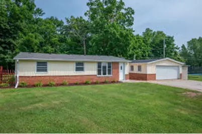 10016  Duane Ct, Racine, WI 53108 - Photo 1