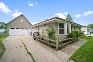 5863 S Madeline Ave, Milwaukee, WI 53221 - Photo 1