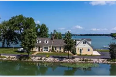 1228 W Wisconsin Ave, Oconomowoc, WI 53066 - Photo 1