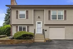 10230 W Parkedge Circle, Franklin, WI 53132 - Photo 1