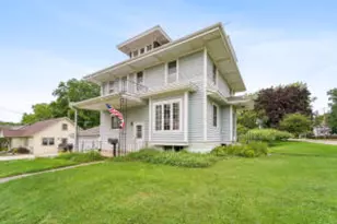 3 N Ewald St, Mayville, WI 53050 - Photo 1