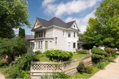 434 E Gillette St, Viroqua, WI 54665 - Photo 1