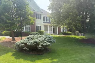 5235 W Yale Dr, Franklin, WI 53132 - Photo 1