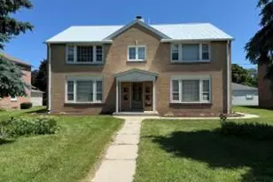 4912 N Port Washington Rd, Glendale, WI 53217 - Photo 1